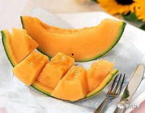 宝宝吃哈密瓜会过敏吗,宝宝吃哈密瓜可能存在的过敏风险解析