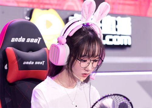 瓜妹和赖神吃瓜,揭秘娱乐圈幕后真相