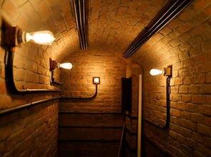 酒吧楼梯吃瓜,揭秘夜店生活的另一面